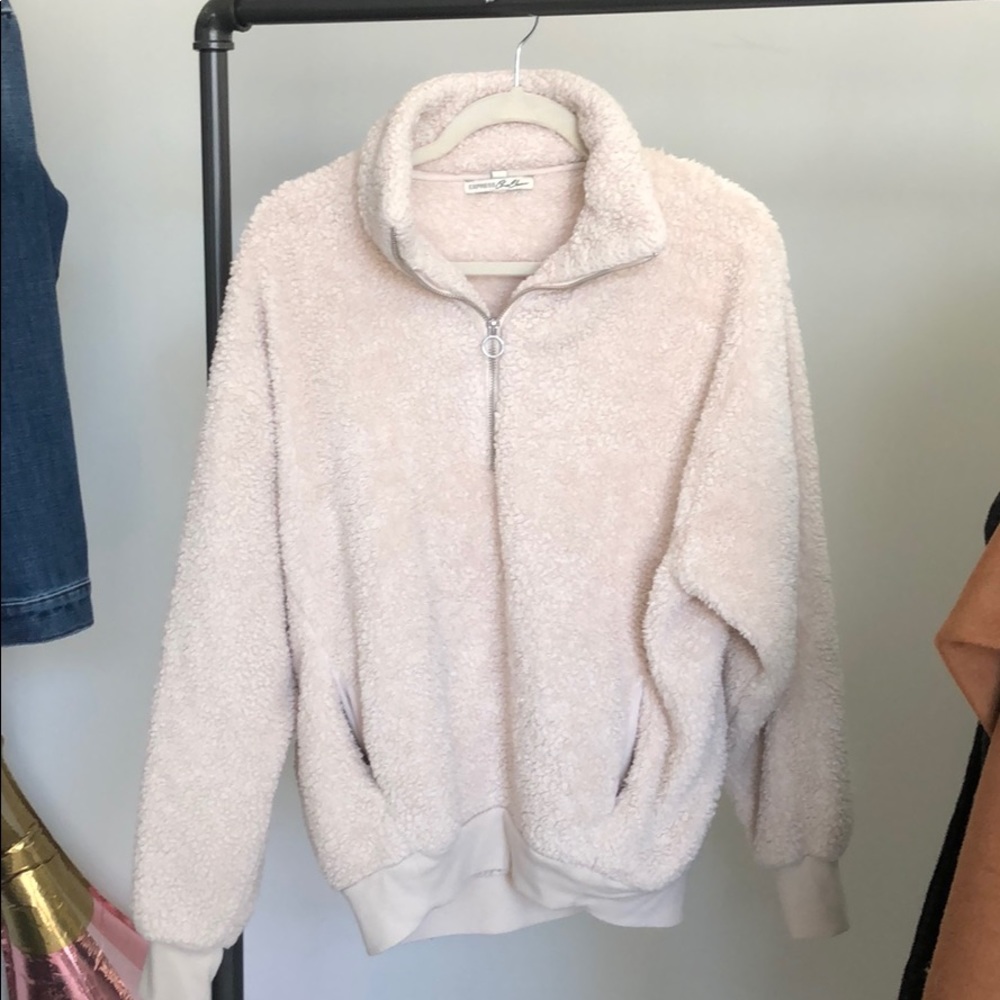Fuzzy pullover